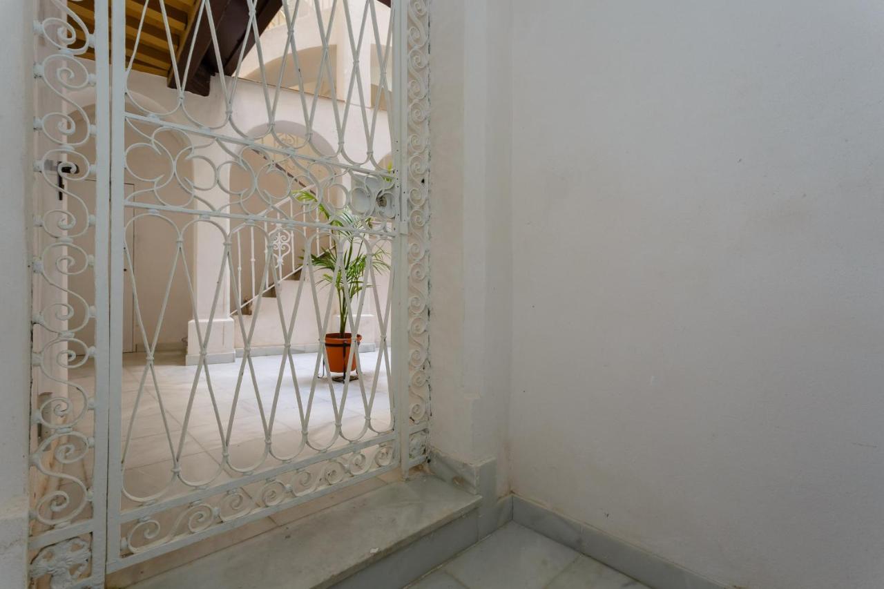Apartamentos Loto Y Liz By Cadiz4Rentals Luaran gambar