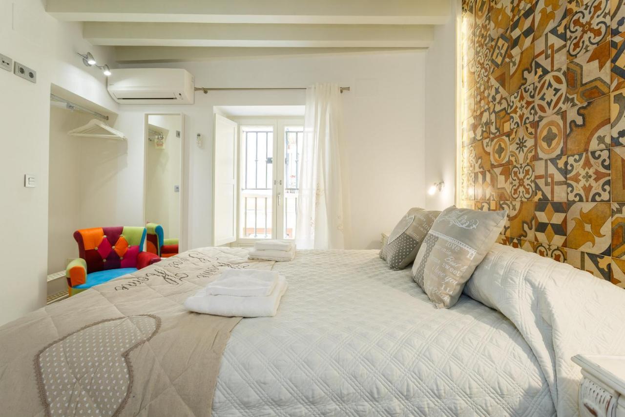Apartamentos Loto Y Liz By Cadiz4Rentals Luaran gambar