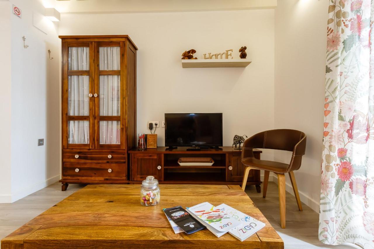Apartamentos Loto Y Liz By Cadiz4Rentals Luaran gambar